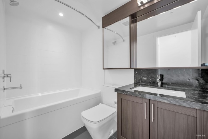Photo 16 at 805 - 5470 Ormidale Street, Collingwood VE, Vancouver East