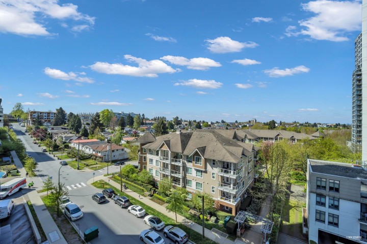 Photo 4 at 805 - 5470 Ormidale Street, Collingwood VE, Vancouver East