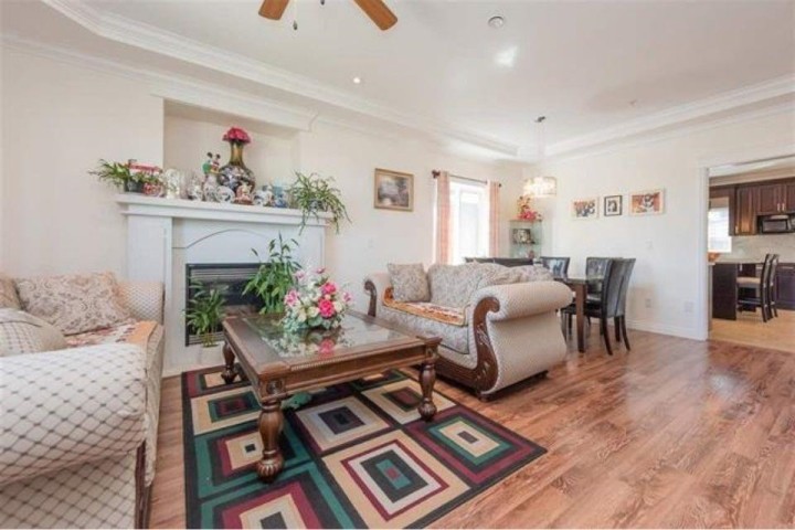 Photo 4 at 2208 E 41st Avenue, Killarney VE, Vancouver East