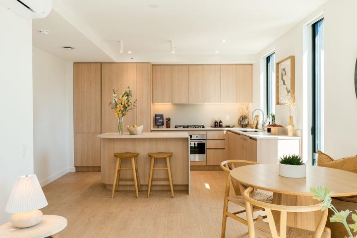 Photo 1 at 222 - 2820 Nanaimo Street, Renfrew Heights, Vancouver East