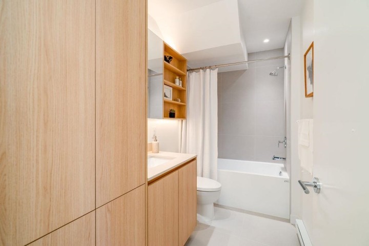 Photo 14 at 222 - 2820 Nanaimo Street, Renfrew Heights, Vancouver East
