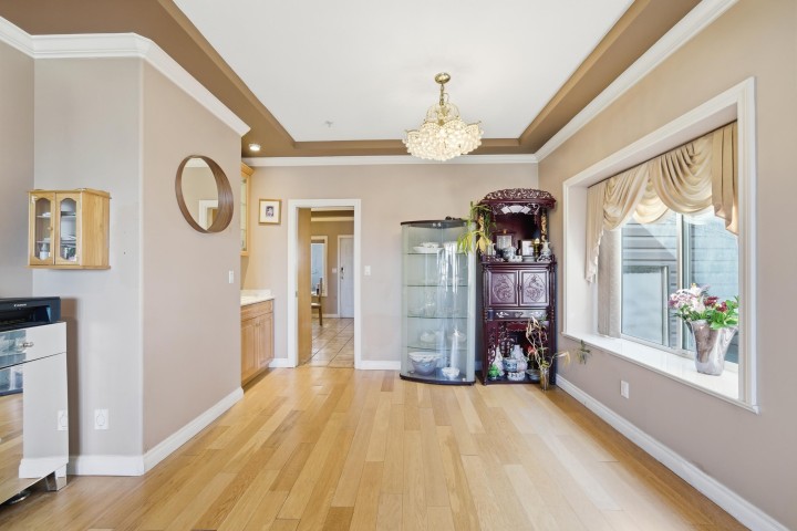 Photo 7 at 7962 Victoria Drive, Fraserview VE, Vancouver East