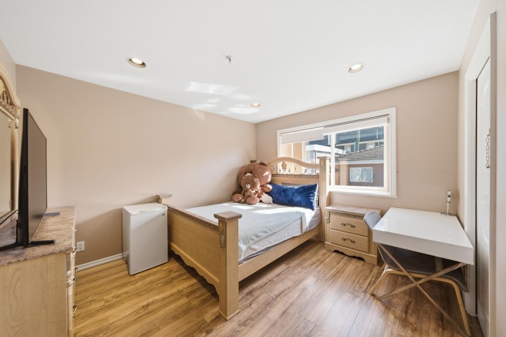 Photo 20 at 7962 Victoria Drive, Fraserview VE, Vancouver East