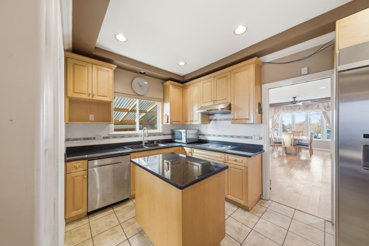 Photo 10 at 7962 Victoria Drive, Fraserview VE, Vancouver East