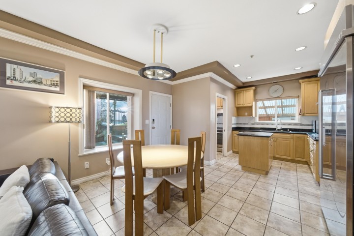 Photo 11 at 7962 Victoria Drive, Fraserview VE, Vancouver East