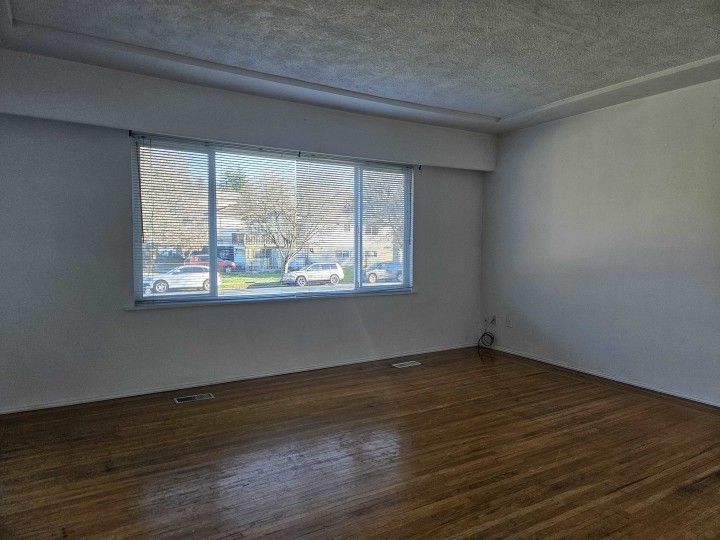 Photo 7 at 543 Rupert Street, Renfrew VE, Vancouver East