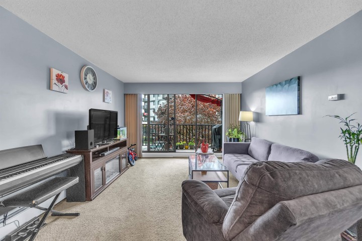 Photo 1 at 107 - 170 E 3rd Street, Lower Lonsdale, North Vancouver