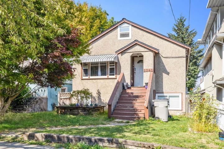 Photo 1 at 1341 E 29th Avenue, Knight, Vancouver East