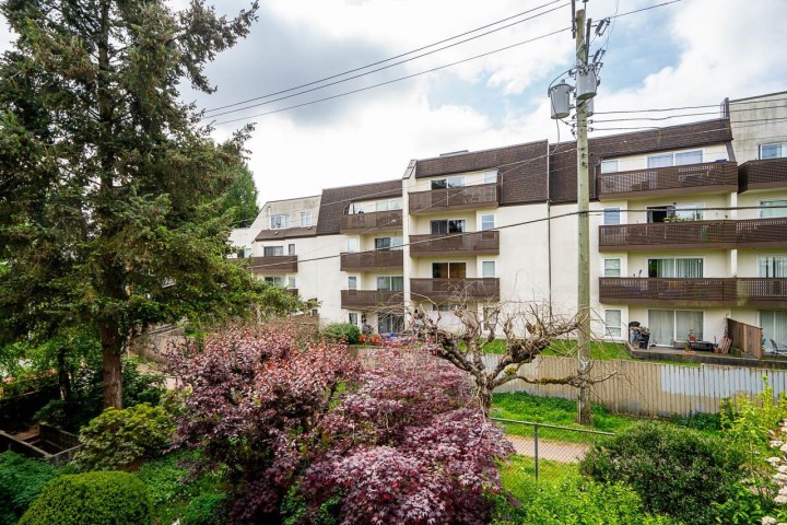 Photo 13 at 318 - 750 E 7th Avenue, Mount Pleasant VE, Vancouver East