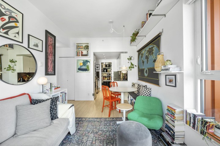Photo 4 at 703 - 983 E Hastings Street, Strathcona, Vancouver East