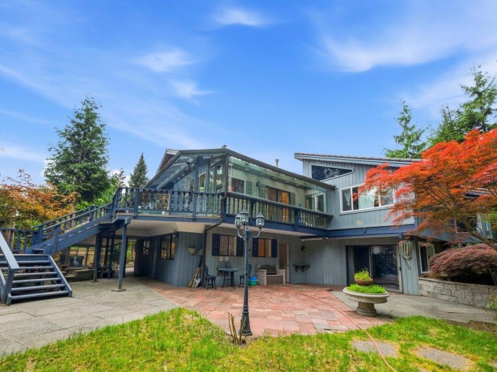 Photo 8 at 4786 Armour Court, Lynn Valley, North Vancouver