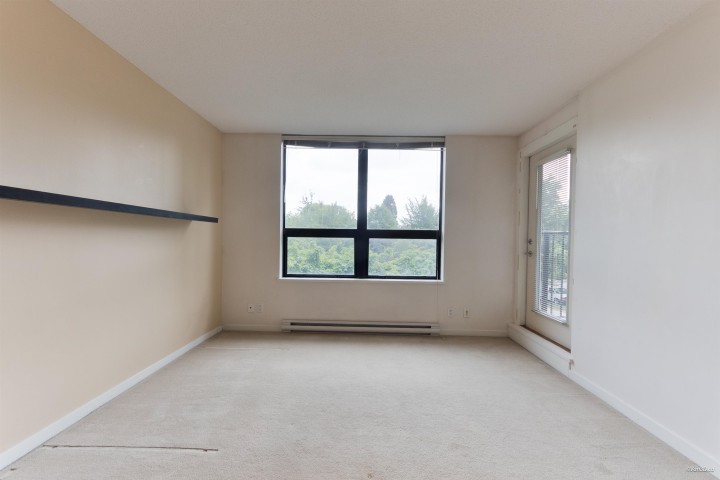 Photo 12 at 312 - 3663 Crowley Drive, Collingwood VE, Vancouver East