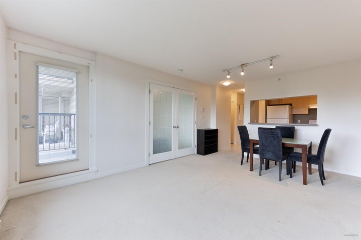 Photo 9 at 312 - 3663 Crowley Drive, Collingwood VE, Vancouver East