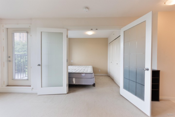 Photo 15 at 312 - 3663 Crowley Drive, Collingwood VE, Vancouver East