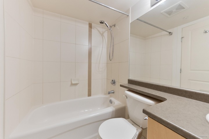 Photo 19 at 312 - 3663 Crowley Drive, Collingwood VE, Vancouver East
