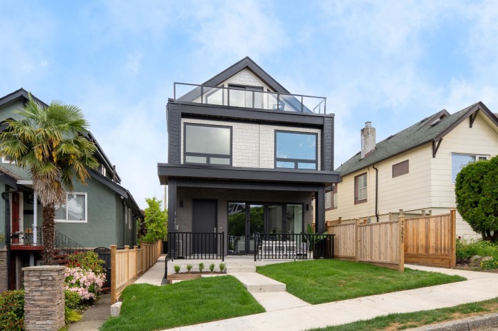 Photo 28 at 1 - 3645 Dundas Street, Hastings Sunrise, Vancouver East