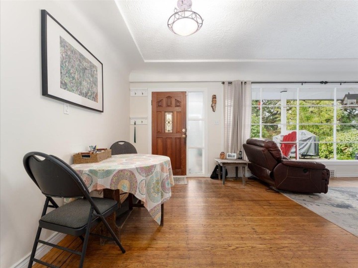 Photo 8 at 322 E 25th Street, Upper Lonsdale, North Vancouver