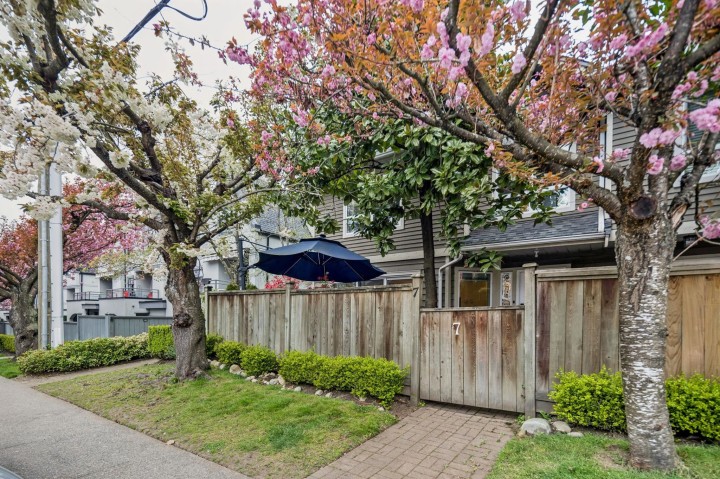 Photo 1 at 7 - 848 W 16th Street, Mosquito Creek, North Vancouver