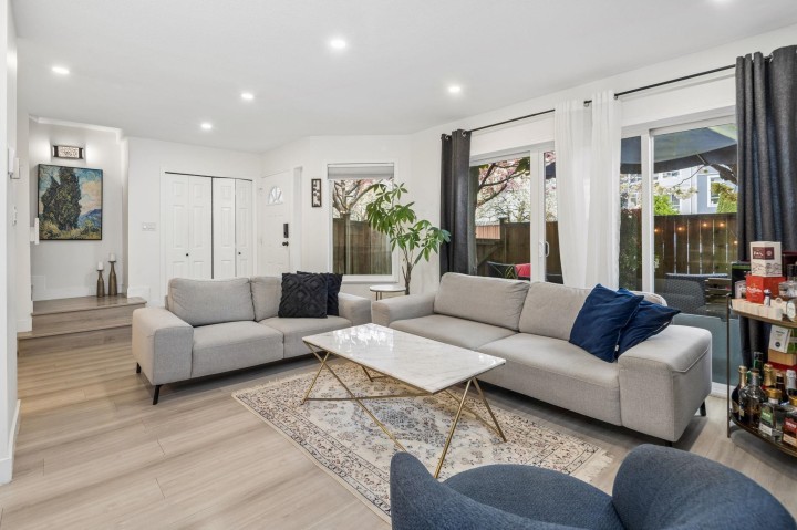 Photo 11 at 7 - 848 W 16th Street, Mosquito Creek, North Vancouver