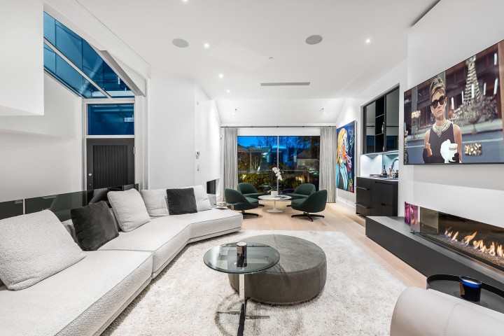 Photo 4 at 4416 W 1st Avenue, Point Grey, Vancouver West