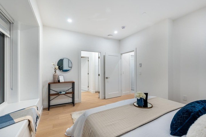 Photo 17 at 2 - 5355 Inverness Street, Knight, Vancouver East