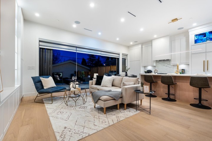 Photo 12 at 2 - 5355 Inverness Street, Knight, Vancouver East