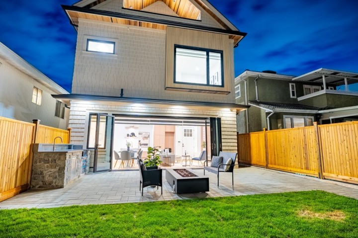 Photo 1 at 2 - 5355 Inverness Street, Knight, Vancouver East