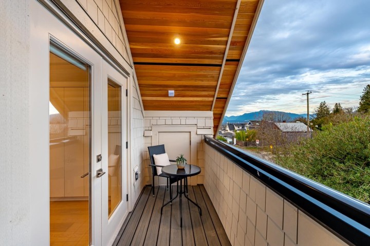 Photo 3 at 1 - 5355 Inverness Street, Knight, Vancouver East