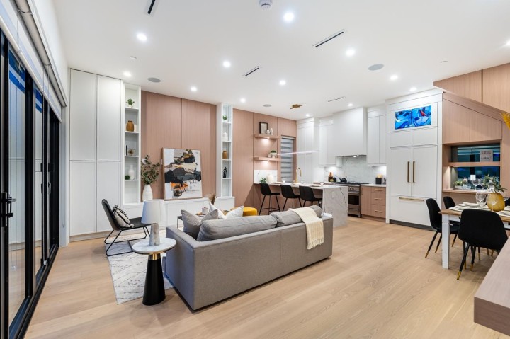 Photo 11 at 1 - 5355 Inverness Street, Knight, Vancouver East