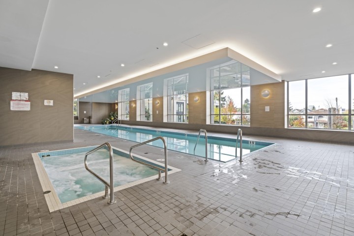 Photo 20 at 1602 - 5515 Boundary Road, Collingwood VE, Vancouver East