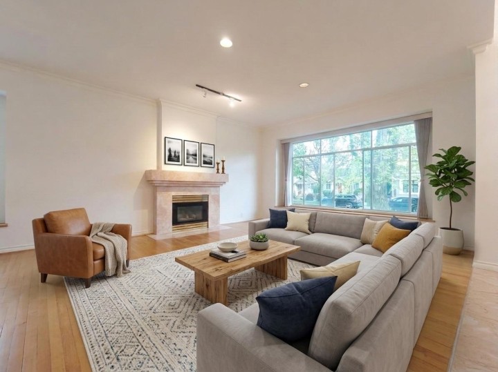 Photo 3 at 123 E 45th Avenue, Main, Vancouver East