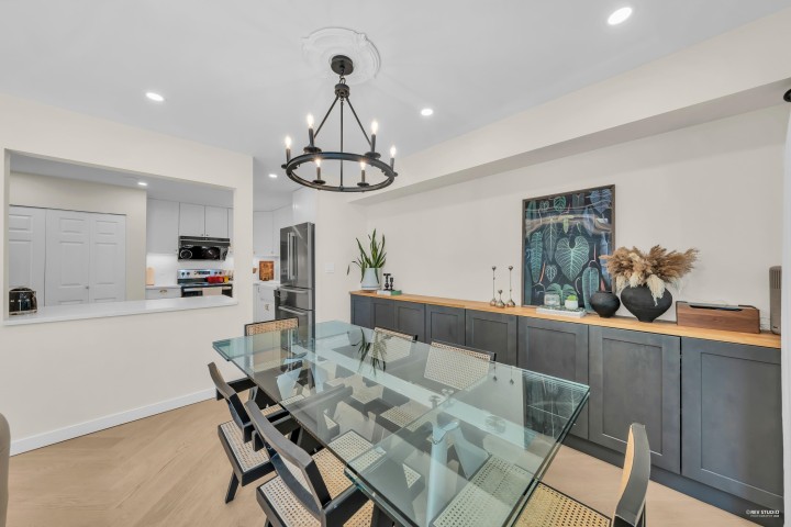 Photo 16 at 3460 Amberly Place, Champlain Heights, Vancouver East