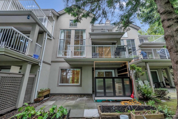 Photo 38 at 3460 Amberly Place, Champlain Heights, Vancouver East