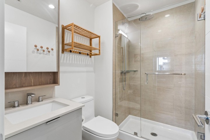 Photo 10 at 603 - 108 E 8th Street, Central Lonsdale, North Vancouver