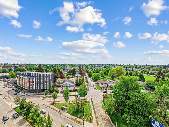 Photo 37 at 903 - 3996 Dumfries Street, Knight, Vancouver East