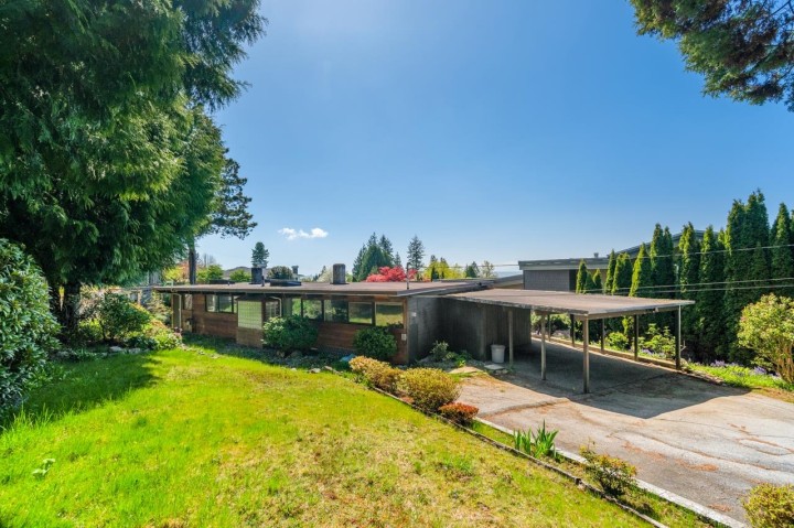 Photo 32 at 241 W Balmoral Road, Upper Lonsdale, North Vancouver