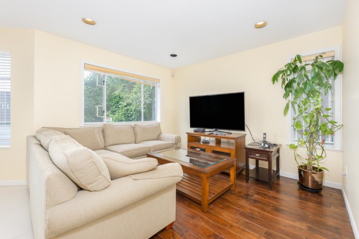Photo 12 at 122 W 43rd Avenue, Oakridge VW, Vancouver West