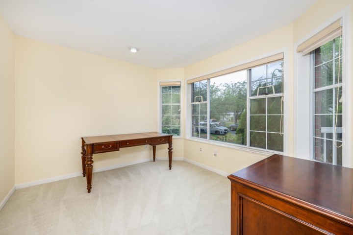 Photo 5 at 122 W 43rd Avenue, Oakridge VW, Vancouver West