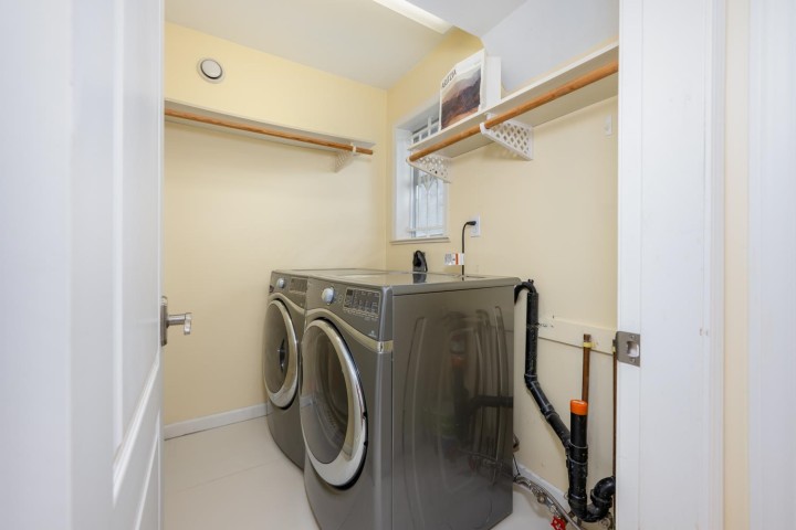 Photo 8 at 122 W 43rd Avenue, Oakridge VW, Vancouver West