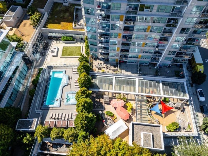 Photo 25 at 1702 - 125 14th Street, Central Lonsdale, North Vancouver