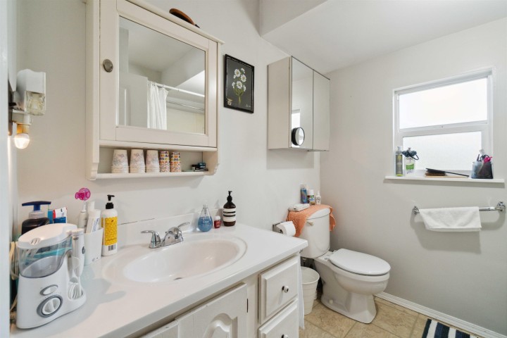 Photo 9 at 1649 Grant Street, Grandview Woodland, Vancouver East