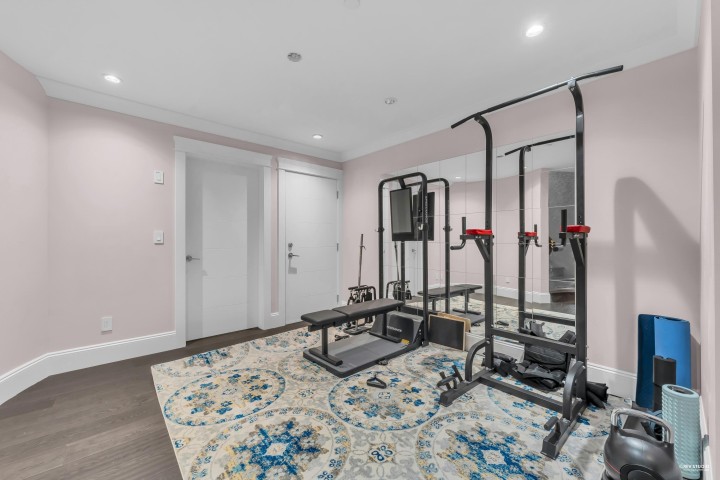 Photo 34 at 2567 Lawson Avenue, Dundarave, West Vancouver