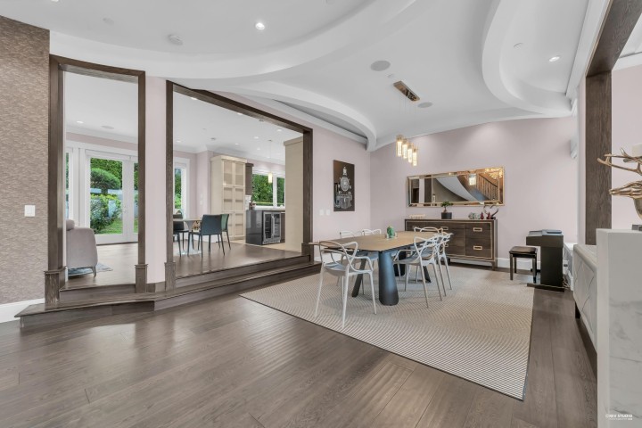 Photo 10 at 2567 Lawson Avenue, Dundarave, West Vancouver