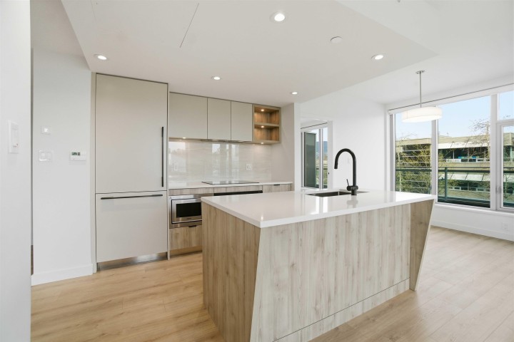 Photo 16 at 312 - 755 Harbourside Drive, Harbourside, North Vancouver
