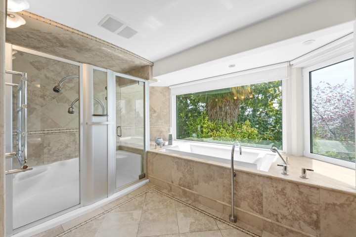 Photo 24 at 4253 Rockbank Place, Rockridge, West Vancouver