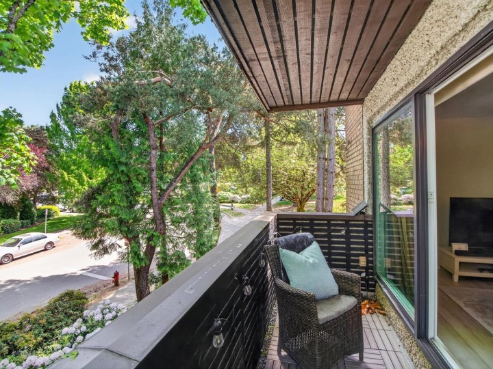 Photo 10 at 304 - 391 E 7th Avenue, Mount Pleasant VE, Vancouver East