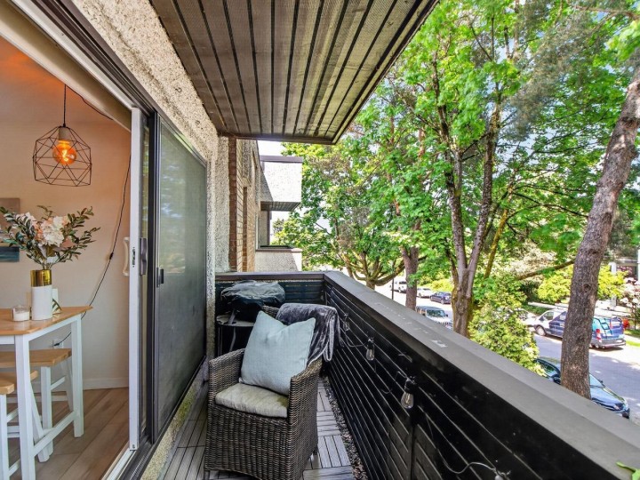 Photo 11 at 304 - 391 E 7th Avenue, Mount Pleasant VE, Vancouver East