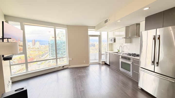 Photo 2 at 2015 - 1618 Quebec Street, Mount Pleasant VE, Vancouver East