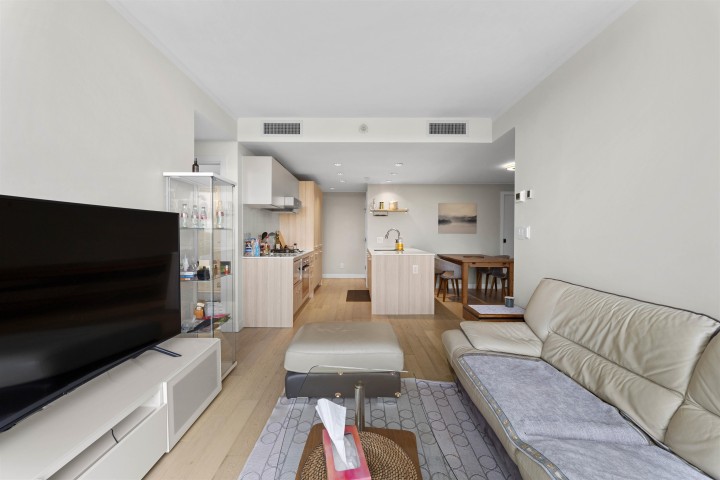 Photo 6 at 806 - 2221 E 30th Avenue, Victoria VE, Vancouver East