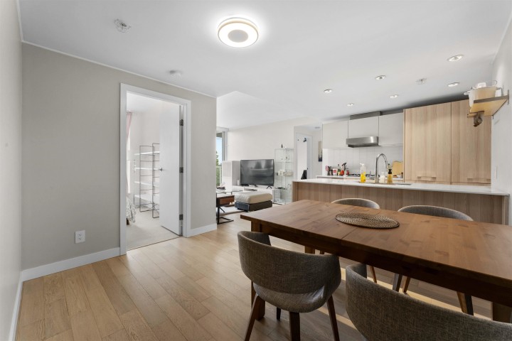 Photo 12 at 806 - 2221 E 30th Avenue, Victoria VE, Vancouver East